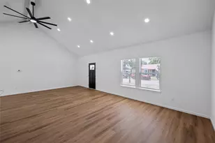 1630 Egan Ln, Waco, TX 76705 - Photo 4