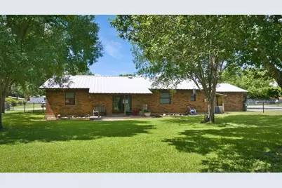 2308 Thornton Street, San Saba, TX 76877 - Photo 24