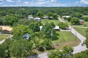 2308 Thornton St, San Saba, TX 76877 - Photo 22