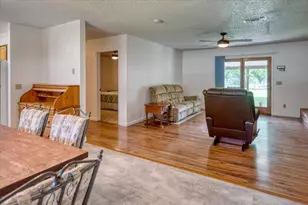 2308 Thornton St, San Saba, TX 76877 - Photo 6