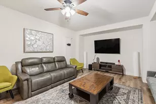329 Hitch Wagon Dr, McKinney, TX 75071 - Photo 8