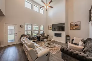 317 Brooklawn Ave, Little Elm, TX 75068 - Photo 8