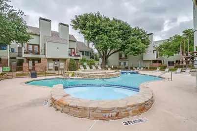 3101 Sondra Drive #207, Fort Worth, TX 76107 - Photo 4