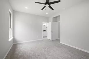 302 Evans St, Cleburne, TX 76031 - Photo 18