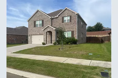 8921 Bison Creek Drive, Fort Worth, TX 76131 - Photo 2