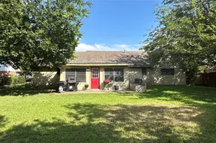 806 Crestline Dr, Mexia, TX 76667 - Photo 28