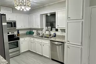 806 Crestline Dr, Mexia, TX 76667 - Photo 10