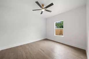 1004 W Broadus Ave, Fort Worth, TX 76115 - Photo 24