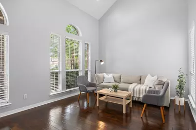 9446 Abbey Road, Irving, TX 75063 - Photo 6