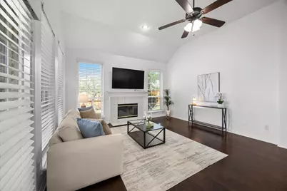 9446 Abbey Road, Irving, TX 75063 - Photo 14