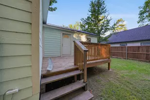 1103 Bell Dr, Greenville, TX 75401 - Photo 18