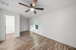1103 Bell Dr, Greenville, TX 75401 - Photo 8