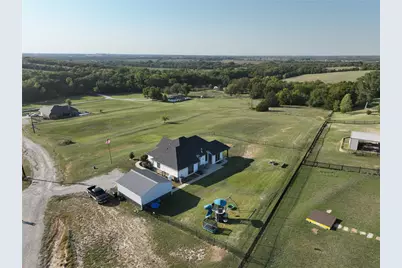 201 Meadow Hill Lane, Sherman, TX 75090 - Photo 6