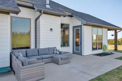 201 Meadow Hill Lane, Sherman, TX 75090 - Photo 10