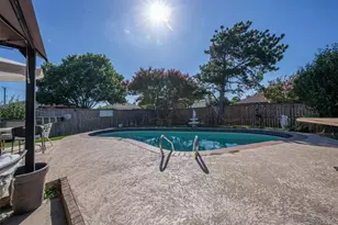 3405 Tulip Ln, Rowlett, TX 75089 - Photo 2