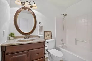 801 Pennsylvania Dr, Saginaw, TX 76131 - Photo 22