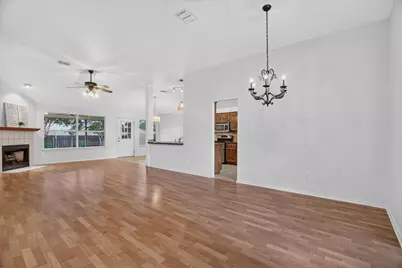 801 Pennsylvania Drive, Saginaw, TX 76131 - Photo 4