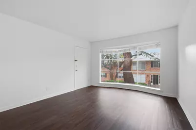 3031 Mahanna Springs Drive #D, Dallas, TX 75235 - Photo 4