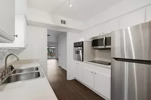 3031 Mahanna Springs Dr, Dallas, TX 75235 - Photo 6
