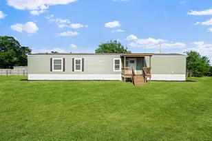 238 Vaughn, Gun Barrel City, TX 75156 - Photo 2