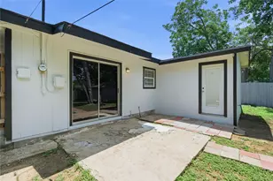 2332 Felder Ln, Fort Worth, TX 76112 - Photo 28