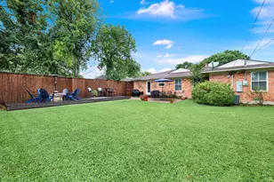 8835 Larchwood Dr, Dallas, TX 75238 - Photo 32