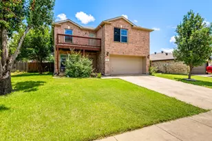 605 Rockbrook Dr, Forney, TX 75126 - Photo 2