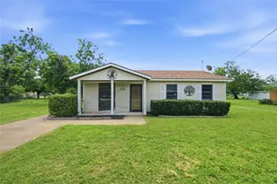 200 Russell St, White Settlement, TX 76108 - Photo 4