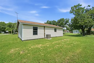200 Russell Street, White Settlement, TX 76108 - Photo 28