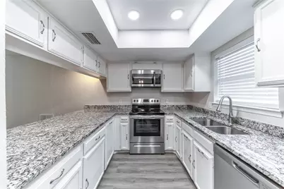 2719 Creek Wood Court, Carrollton, TX 75006 - Photo 6