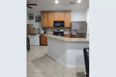 318 Magnolia Estates Drive, League City, TX 77573 - Photo 4