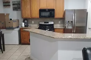 318 Magnolia Estates Dr, League City, TX 77573 - Photo 4