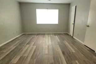 7314 Emory Oak Ln, Dallas, TX 75249 - Photo 12
