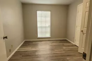 7314 Emory Oak Ln, Dallas, TX 75249 - Photo 10