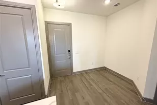 2700 Old Denton Rd, Carrollton, TX 75007 - Photo 10