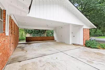111 W Tennie Street, Gainesville, TX 76240 - Photo 6