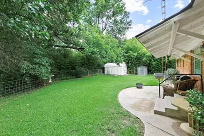 111 W Tennie Street, Gainesville, TX 76240 - Photo 32