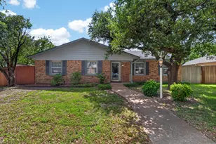 2935 Rolling Hills Dr, Carrollton, TX 75007 - Photo 1