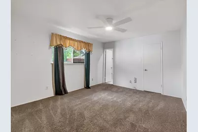 2935 Rolling Hills Drive, Carrollton, TX 75007 - Photo 20