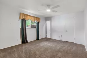 2935 Rolling Hills Dr, Carrollton, TX 75007 - Photo 20