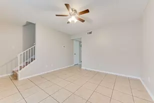1728 Sanford, Arlington, TX 76012 - Photo 4