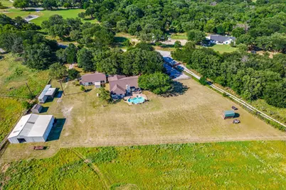 108 Gladdis Lane, Springtown, TX 76082 - Photo 28