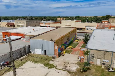 1231 Commercial Avenue, Anson, TX 79501 - Photo 2