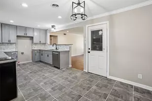 4113 Pate Dr, Fort Worth, TX 76119 - Photo 8