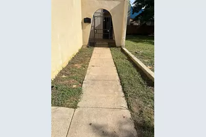 2406 Las Brisas Street, Fort Worth, TX 76119 - Photo 6