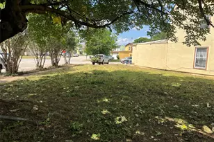 2406 Las Brisas St, Fort Worth, TX 76119 - Photo 2