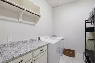 6944 Fairfield Ln, North Richland Hills, TX 76182 - Photo 22
