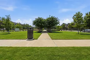 6944 Fairfield Ln, North Richland Hills, TX 76182 - Photo 34