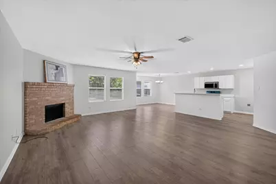 9605 Woodrow Wilson Drive, McKinney, TX 75072 - Photo 2