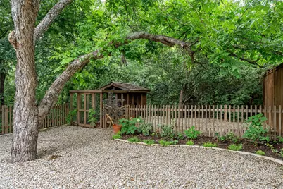 401 E Avenue A, Valley Mills, TX 76689 - Photo 34